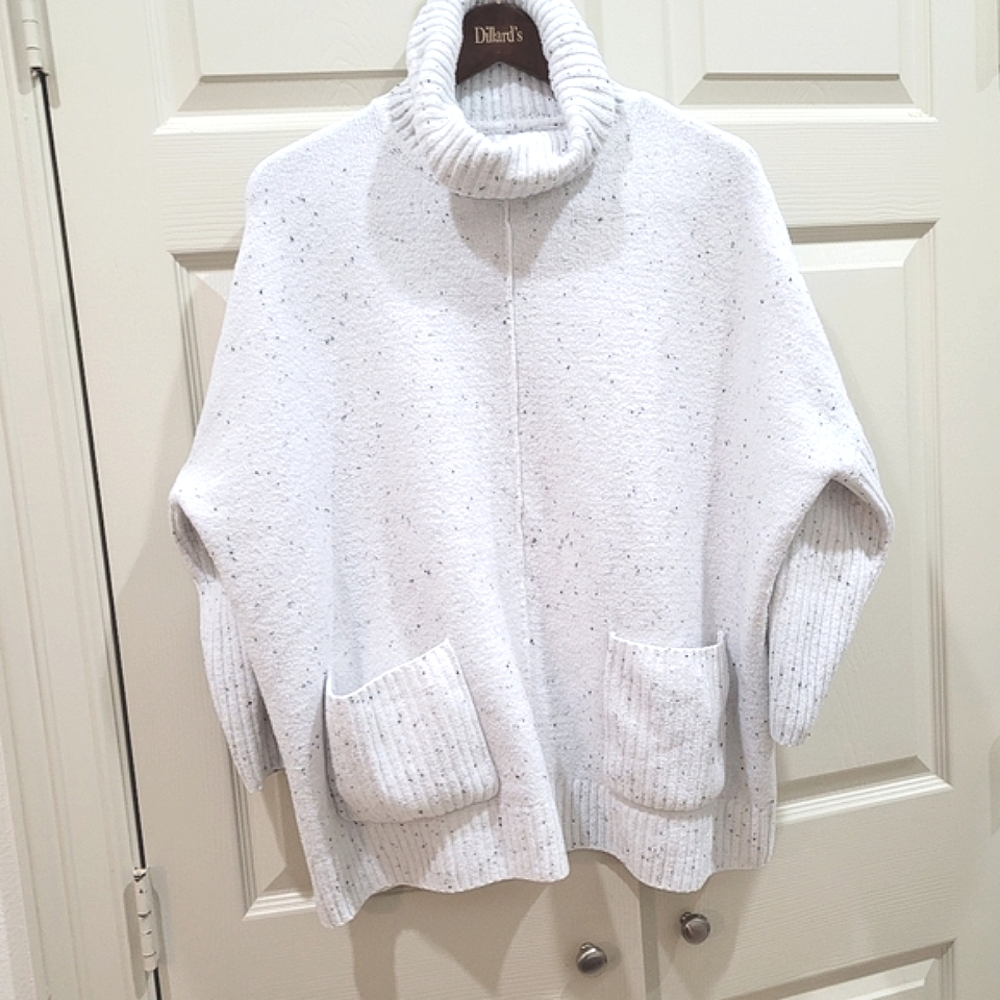 Madison Grey size Large speckled white boxy turtleneck pullover w/ real pockets - Picture 2 of 11
